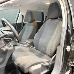 Peugeot 308 SW Phase 2 SW 1.6 BLUEHDI 120ch ACTIVE BUSINESS / DISTRI NEUVE / ATTELAGE / GPS / RADAR DE RECUL Lorient