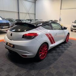 Renault Megane 3 RS TROPHY - R 2.0 275ch / N&deg;75/250 / DISTRI OK Lorient