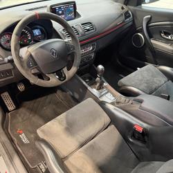 Renault Megane 3 RS TROPHY - R 2.0 275ch / N&deg;75/250 / DISTRI OK Lorient