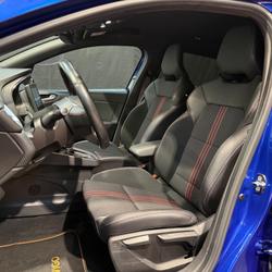 Renault Clio 5 1.6 E-TECH 140ch RS LINE / ATTELAGE / ENTRETIEN COMPLET RENAULT Lorient