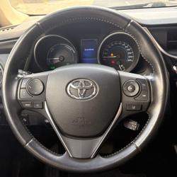 Toyota Auris II (2) 1.8 HSD 136 CH DYNAMIC Idron