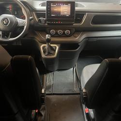 Renault Trafic combi 2.0 150ch L2H1 GRAND-CONFORT BVA - PRIX TTC - TVA RECUP (24 158 HT) - ENTRETIEN COMPLET RENAULT Sarzeau