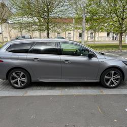 Peugeot 308 SW phase 1 GENERATION-II SW 1.2 130 GT PACK BVA COURROIE OK Bordeaux