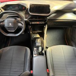 Peugeot e-2008 GENERATION-II ELECTRIC 135 77PPM 50KWH STYLE BVA - BATTERIE SOUS GARANTIE Sarzeau