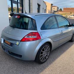 Renault Megane 2 RS 2.0 225ch / Distribution Faite / Embrayage  neuf/ Alarme avec coupe Circuit Ampuis