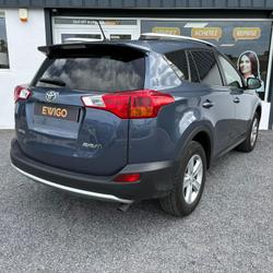 Toyota RAV4 2.0 D4D 125 LIFE 4X2 / ENTRETIEN CONSTRUCTEUR Urrugne