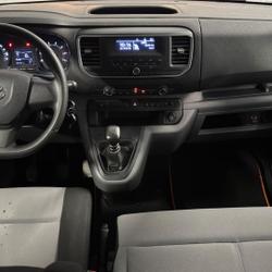 Toyota Proace city verso 1.5 D4D 102CH MEDIUM L1 DYNAMIQUE - 9 PL. - TVA RECUP. - ATTELAGE - ENTRET. A JOUR Pornichet