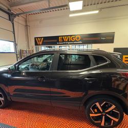 Nissan Qashqai II 1.2 DIGT 115 TEKNA 2WD Fr&eacute;jus