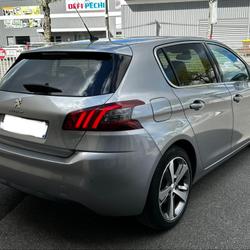 Peugeot 308 II Phase 2 GENERATION-II 1.2 PURETECH 130 TECH EDITION DISTRIBUTION A JOUR Redon