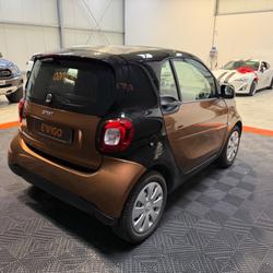 Smart Fortwo 1.0 T 60ch BLACK PASSION / PREMI&Egrave;RE MAIN / ENTRETIEN COMPLET Lorient