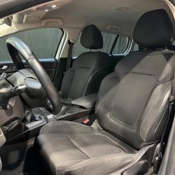 Renault Megane 4 ESTATE 1.5 DCI 110ch BUSINESS / COURROIE DE DISTRIBUTION ET COURROIE D&rsquo;ACCESSOIRE OK Lorient