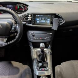Peugeot 308 II Phase 1 GENERATION-II 1.6 THP 125CH ALLURE-DISTRI &Agrave; JOUR (BLUETOOTH/RADAR DE RECUL) La M&eacute;zi&egrave;re