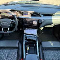 Audi Q8 SPORTBACK S-LINE 410ch 215PPM 114KWH CHARGEUR-22KWH SPORT QUATTRO Ampuis