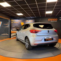 Renault Clio 5 1.6 E-TECH 145 CH FULL HYBRID 1.2 KWH EVOLUTION BVA // CAM&Eacute;RA DE RECUL // APPLE CARPLAY Nantes