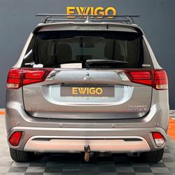 Mitsubishi Outlander 2.4 240H 135 Ch TWIN-MOTOR PHEV HYBRID 13.8KWH BUSINESS 4WD BVA + 4 ROUES D'ORIGINE ETE P&eacute;ronnas
