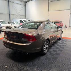 Volvo C70 2.0 D3 150ch MOMENTUM&nbsp;/ COURROIE ACCESSOIRE OK - DISTRI OK - ENTRETIEN COMPLET Lorient