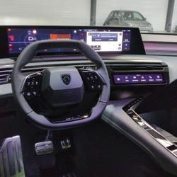 Peugeot 5008 HYBRID 145 CH E-DCS6 GT+PACK VISION 360 & DRIVE ASSIST PLUS+TOIT PANO+S.CHAUFFANTS/MASSANTS La M&eacute;zi&egrave;re