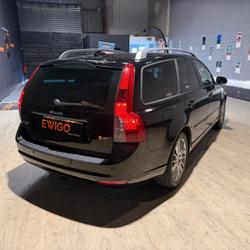 Volvo V50 1.8 FLEXIFUEL 125 MOMENTUM CARNET VOLVO  MOTEUR A CHAINE Saint-Maximin