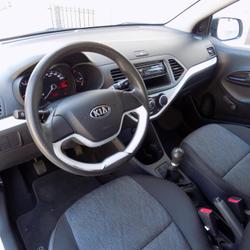Kia Picanto 1.0 70 ACTIVE / 1&egrave;re main / Sans clim N&icirc;mes