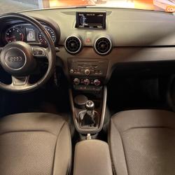 Audi A1 SPORTBACK 1.2 TFSI 90 AMBIENTE // RADAR DE RECUL // CLIMATISATION // KIT MAINS LIBRES Nantes