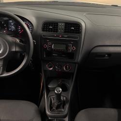 Volkswagen Polo POLO 1.2 70CH TREND LINE - 1&Egrave;RE MAIN - ENTRETIEN VW Pornichet