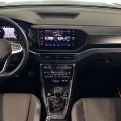 Volkswagen T-Cross 1.0 TSI 110 LOUNGE - R LINE - CARPLAY - ENTRETIEN A JOUR - 1&egrave;re MAIN Pornichet