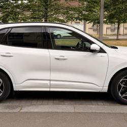 Ford Kuga 2.5 DURATEC 180 FHEV 150 HYBRID ST-LINE X 4X2 BVA Bordeaux