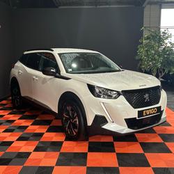 Peugeot 2008 1.2 100 CH ALLURE / ENTRETIEN CONSTRUCTEUR / CAM&Eacute;RA DE RECUL / CARPLAY Quimper