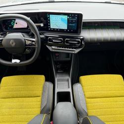 Renault R5 EV52 E-TECH 150ch ICONIC  52KWH / HARMAN KARDON/ Garantie 5 ANS/ DECO TOIT ET PORTE/Chargeur Bi Ampuis