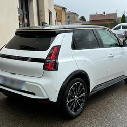 Renault R5 EV52 E-TECH 150ch ICONIC  52KWH / HARMAN KARDON/ Garantie 5 ANS/ DECO TOIT ET PORTE/Chargeur Bi Ampuis