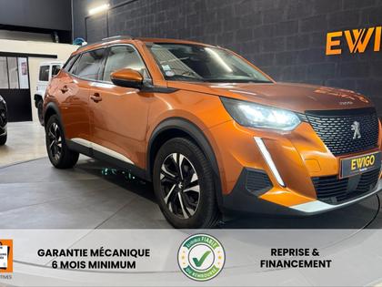 Peugeot 2008 - GENERATION-I 1.2 PURETECH 130CH ALLURE START-STOP - ATTELAGE - CARPLAY - 13 990 €