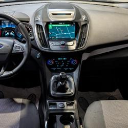 Ford Kuga 2.0 TDCI 150CH TITANIUM 4X2 S&S-(CAMERA DE RECUL-BLUETOOTH) La M&eacute;zi&egrave;re