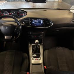 Peugeot 308 II Phase 1 GENERATION-II 1.2 PURETECH 130 ALLURE START-STOP // 2 &Egrave;ME MAIN / CAM&Eacute;RA DE RECUL / PHARES FULL LED Nantes