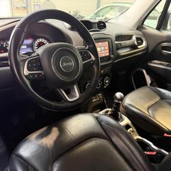 Jeep Renegade 1.4 T 140 LIMITED 4X2 - Sellerie cuir - Jantes Alu - R&eacute;gulateur occasion - Auray - photo 3/37