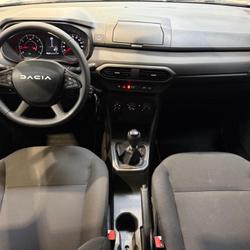 Dacia Jogger 1.0 TCE 110ch ESSENTIAL 7 PLACES / 1ERE MAIN / ENTRETIEN COMPLET DACIA / REGULATEUR LIMITEUR / RADAR Lorient