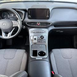 Hyundai Santa Fe 1.6 T-GDI 230CH  HYBRID INTUITIVE 2WD /  7 Places BVA / 1 &egrave;re Main / ENTRETIEN CONSTRUCTEUR Urrugne