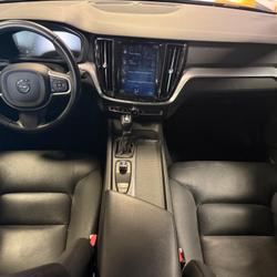Volvo V60 2.0 D3 150 MOMENTUM GEARTRONIC BVA // SIEGES CUIR // APPLE CARPLAY // HAYON ELECTRIQUE Nantes