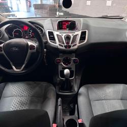 Ford Fiesta 1.4 TDCI 70 TITANIUM Saint-Maximin