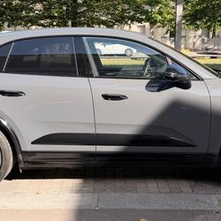 Porsche Macan TURBO 585 CH BVA Bordeaux