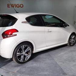 Peugeot 208 1.6 THP 210 GTI - SIEGES CHAUFFANTS Cernay
