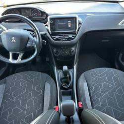 Peugeot 2008 1.6 BLUEHDI 100 ACTIVE BUSINESS START-STOP CARPLAY / ANDROID AUTO / DISTRI A JOUR Redon