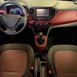 Hyundai i10 1.2 85 EDITION NAVI // CLIMATISATION // IDEAL JEUNE PERMIS Nantes