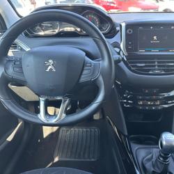 Peugeot 2008 1.2 PURETECH 110CH SIGNATURE Dachstein