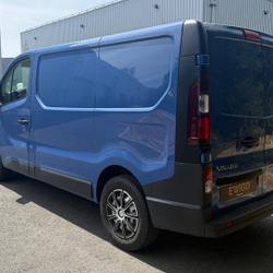 Opel Vivaro fourgon 1.6 CDTI BI-TURBO 125ch 2700 L1H1 PC-TN COURT LIMITED EDITION NAVI Pornichet