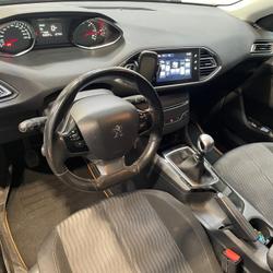 Peugeot 308 II Phase 1 1.6 HDI 115ch ALLURE Lorient