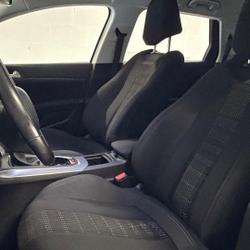 Peugeot 308 SW Phase 2 GENERATION-II SW 1.2 PURETECH 130CH ALLURE EAT BVA - ENTRETIEN CONSTRUCTEUR Pornichet