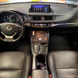Lexus CT 200h 1.8 200H 136 HEv BUSINESS BVA // CAM&Eacute;RA DE RECUL // 2&Egrave;ME MAIN Nantes