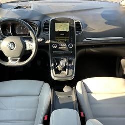 Renault Scenic 3 1.2 130Ch ONE EDITION CAMERA DE RECUL SIEGES ELEC CHAUFFANTS ATTELAGE TOIT PANO NAVIGATION Castres