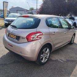 Peugeot 208 1.6 E-HDI 90ch ALLURE ETG6 Dachstein