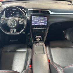 MG ZS 177 CH 51KWH LUXURY / BATTERIE NEUVE / CAM&Eacute;RA 360 / TOIT OUVRANT / CARPLAY / GARANTIE CONSTRUCTEUR Quimper